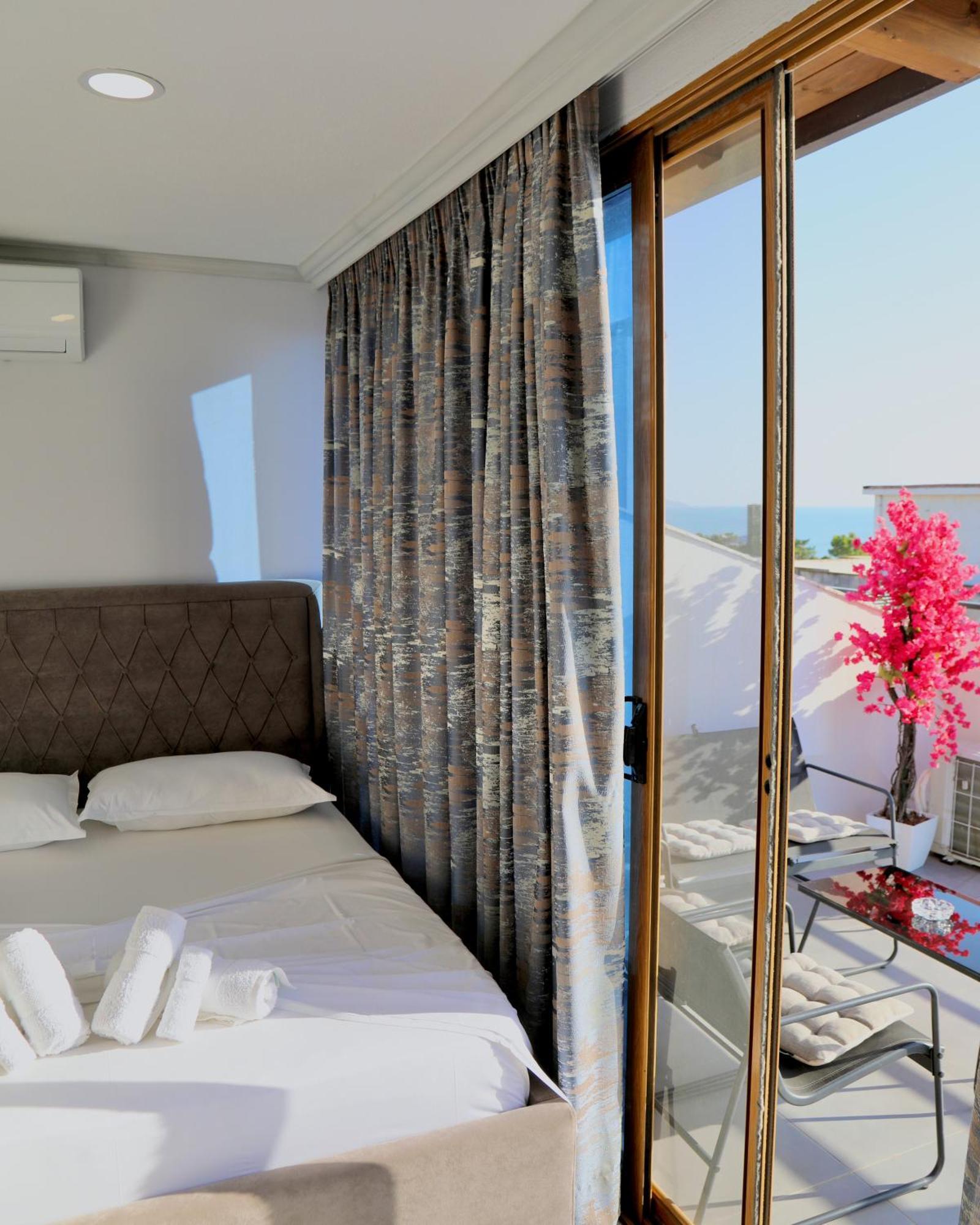 Sea View *